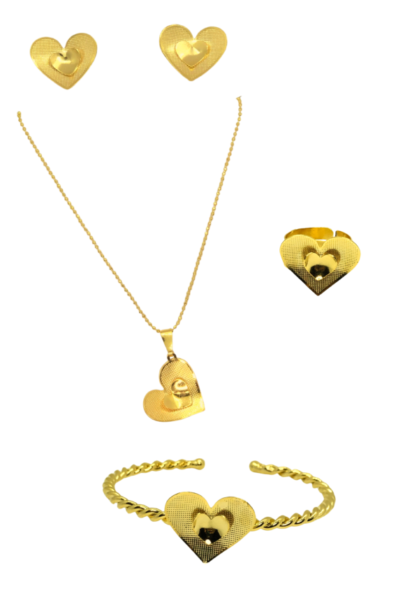 Set Conjunto Doble Corazon De Oro, En Bronce con recubrimiento en oro 24k