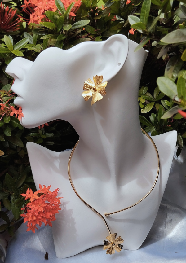 Set Conjunto Flores Silvestres, En Bronce con recubrimineto de oro 24k