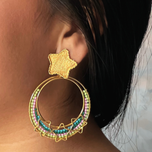 Aretes Luz De Estrellas, Bronce con recubrimiento de oro 24k