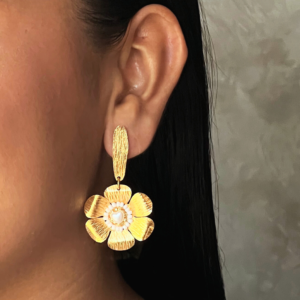 Aretes Corazón Floral, En Bronce con recubrimientro de oro 24k