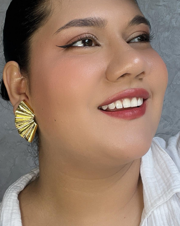 Aretes abanicos de oro